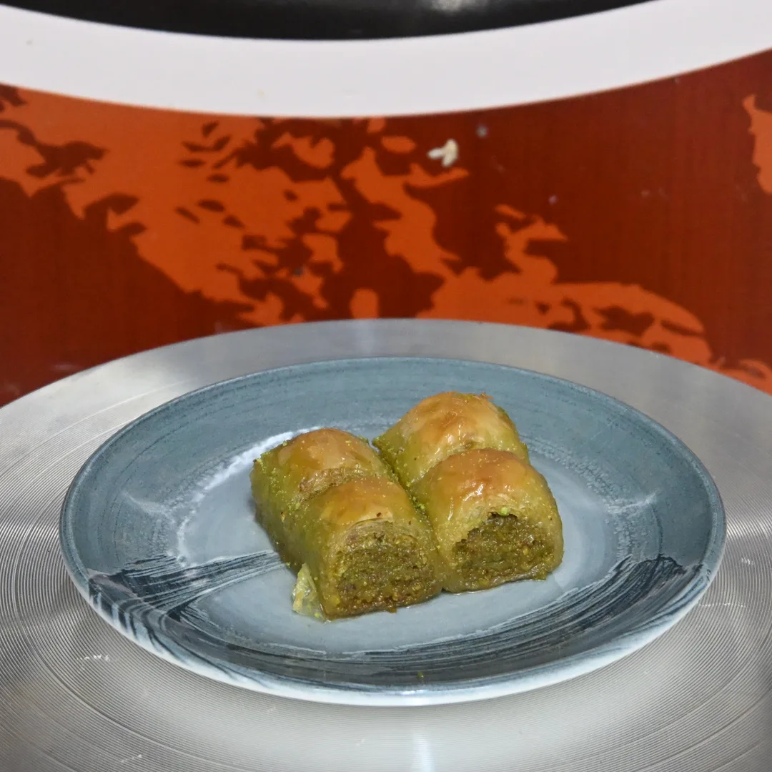 Fıstık Özel