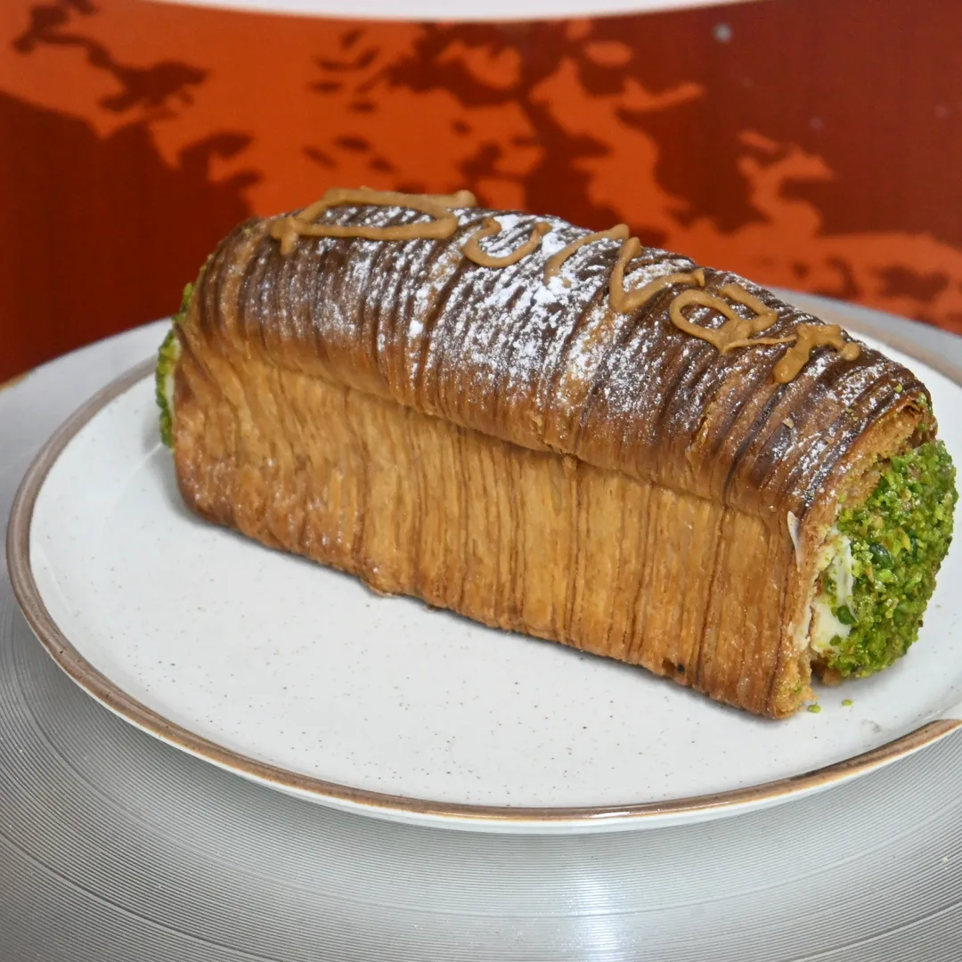 Kremalı Fıstıklı Kruvasan