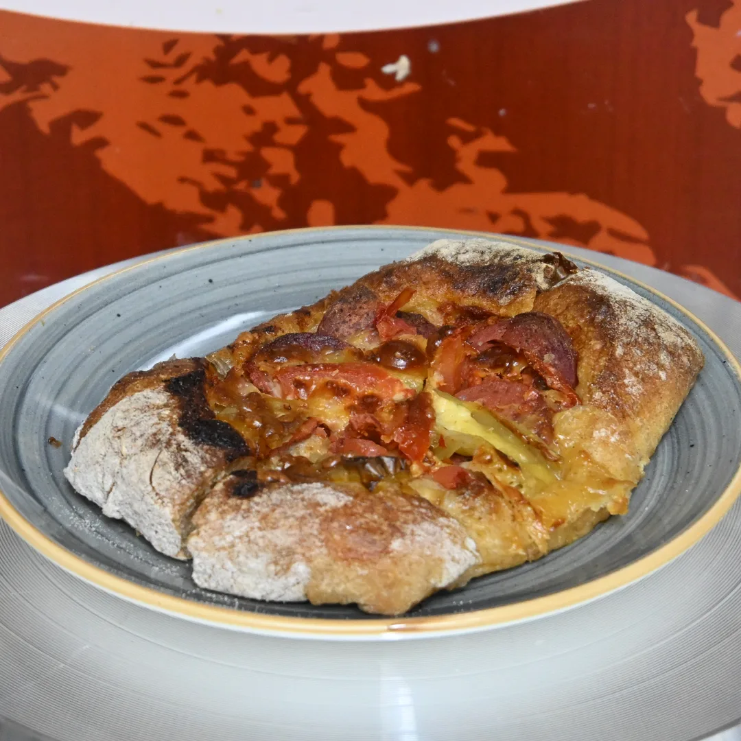 Sucuklu Kaşarlı Ciabatta